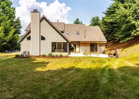 2995 Mill Ridge Cir NW, Canton, OH 44708 photo 9