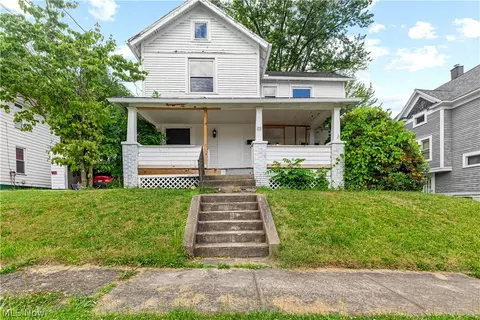Other - 29 Stewart St, Struthers, OH 44471 photo 3 of 10