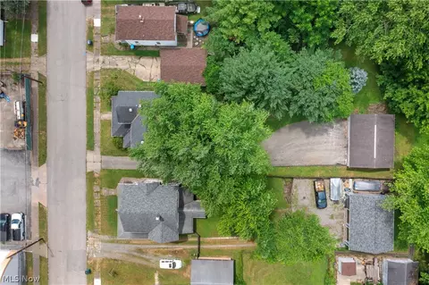 View/Area - 29 Stewart St, Struthers, OH 44471 photo 1 of 1