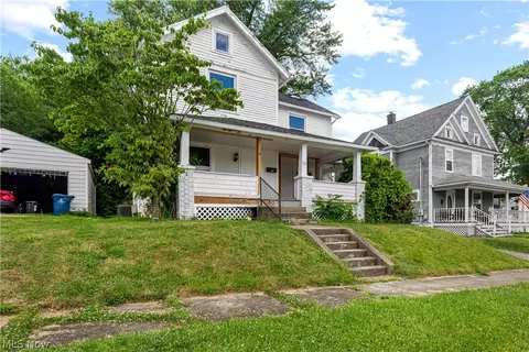 Other - 29 Stewart St, Struthers, OH 44471 photo 2 of 10