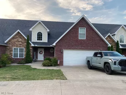 61 Pointe West Byway, Parkersburg, WV 26101