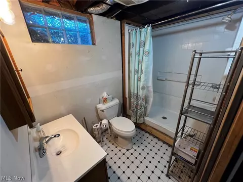 Bath - 2120 E 40th St, Ashtabula, OH 44004 photo 2 of 2
