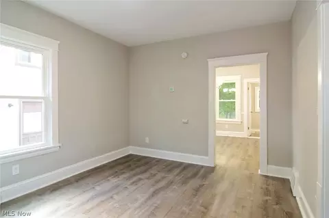Living - 762 Lakeside Ave, Lorain, OH 44052 photo 1 of 2