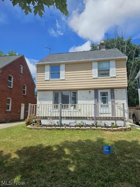 3741 Grosvenor Rd, South Euclid, OH 44118