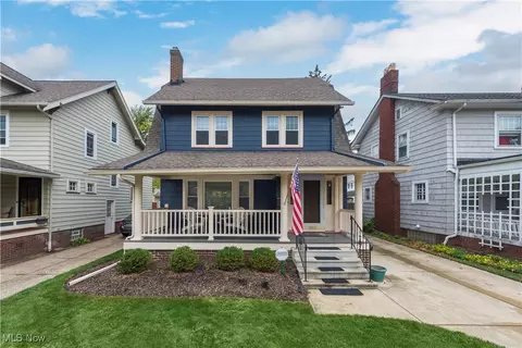 2136 Northland Ave, Lakewood, OH 44107