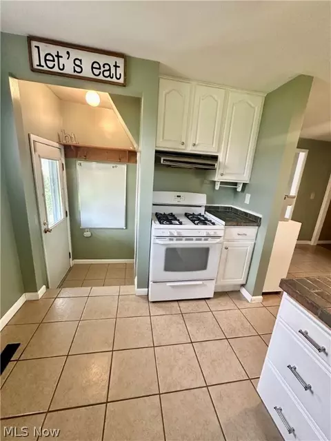 116 E Pike St, Barnesville, OH 43713 photo 10