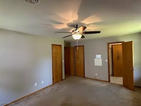 Bedroom - 141 Roosevelt Ave, Elyria, OH 44035 photo 1 of 4
