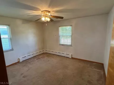 Bedroom - 141 Roosevelt Ave, Elyria, OH 44035 photo 3 of 4