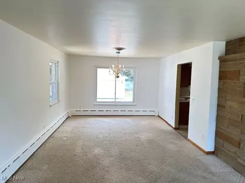 Living - 141 Roosevelt Ave, Elyria, OH 44035 photo 2 of 15