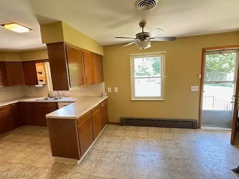 Other - 141 Roosevelt Ave, Elyria, OH 44035 photo 2 of 15