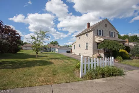 473 W Wilson St, Struthers, OH 44471 photo 2