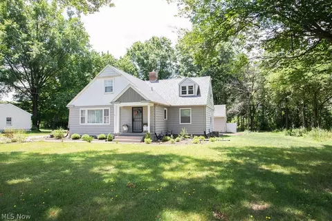 Exterior - 7350 Hitchcock Rd, Boardman, OH 44512 photo 2 of 5