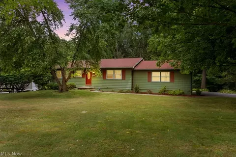 2080 Bentley Dr, Salem, OH 44460