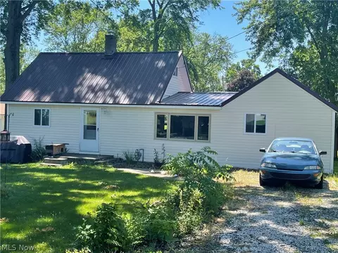 1432 Jefferson Ave, Brunswick, OH 44212