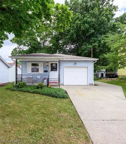 631 Insande Ave, Cuyahoga Falls, OH 44221