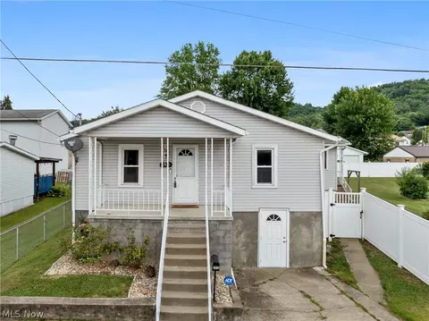 2410 Kanawha St, Moundsville, WV 26041