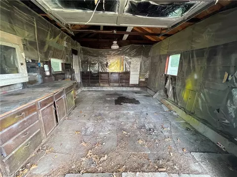 1189 Sawyer Ave, Akron, OH 44310 photo 13