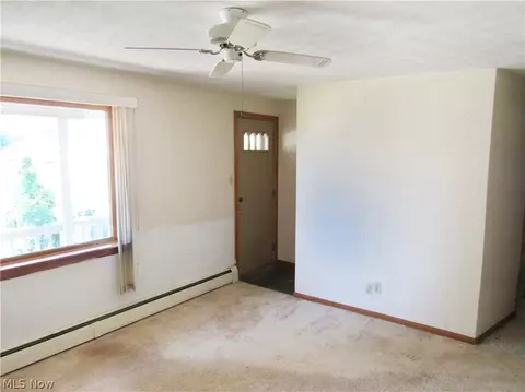 1802 Lyndon Ave, Ashtabula, OH 44004 photo 3