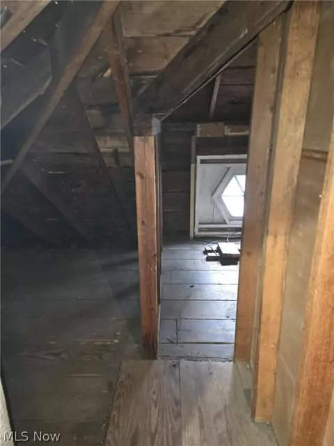 Entry Way - 411 Park Ave, Elyria, OH 44035 photo 3 of 3