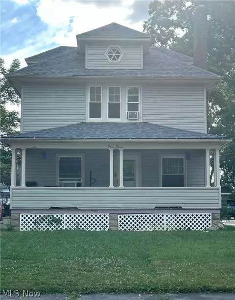 411 Park Ave, Elyria, OH 44035