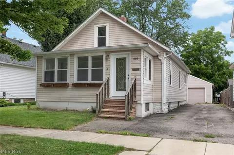 249 Orchard St, Fairport Harbor, OH 44077