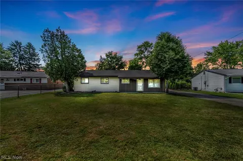 3450 Lawndale Dr, Kent, OH 44240