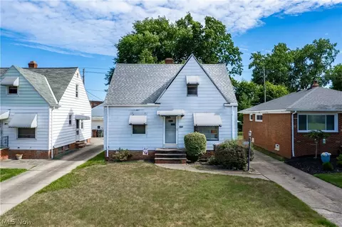 9414 Fernhill Ave, Parma, OH 44129