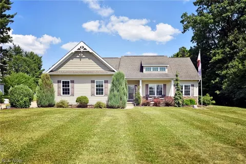 4372 Alabama Ave NW, North Lawrence, OH 44666