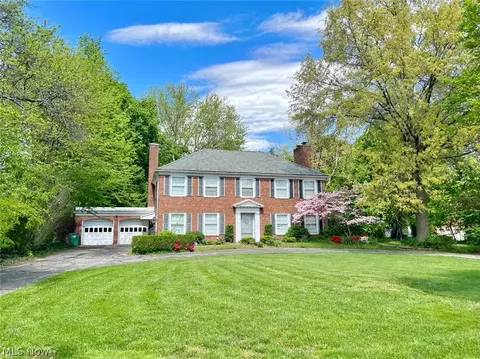 41 Stratford Rd, Painesville, OH 44077