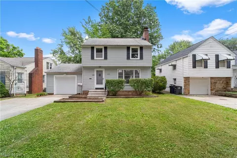 1655 Lyndhurst Rd, Lyndhurst, OH 44124