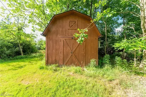 Exterior - 28575 Cannon Rd, Solon, OH 44139 photo 5 of 7