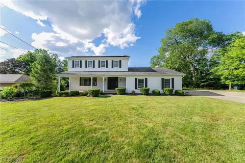 28575 Cannon Rd, Solon, OH 44139