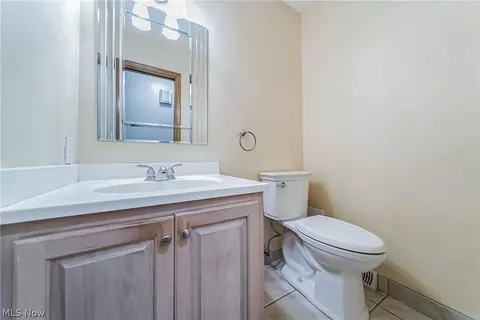 Bath - 28575 Cannon Rd, Solon, OH 44139 photo 1 of 4