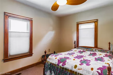 Bedroom - 502 Cherry Ave, Williamstown, WV 26187 photo 1 of 3