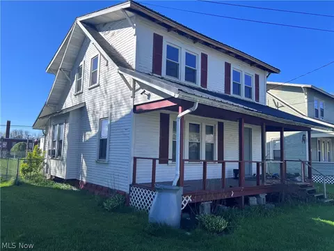 609 Olive St, Parkersburg, WV 26101