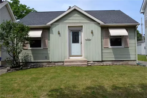 434 Hayes Ave, Mcdonald, OH 44437