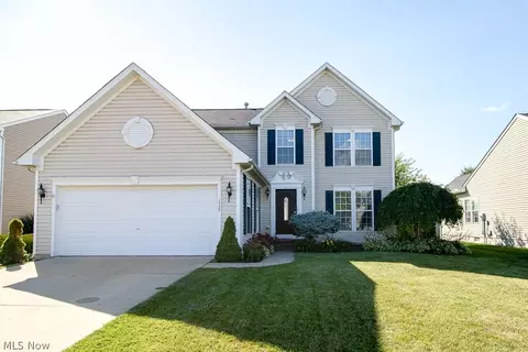 1527 Greenfield Ln, Painesville, OH 44077