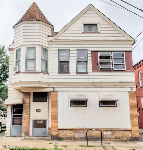 3668 E 65th St, Cleveland, OH 44105