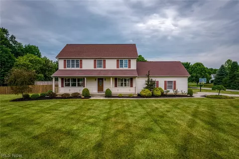 3 Ridgeview Dr, Milan, OH 44846