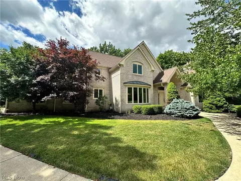 3486 Muirwood Ln, Richfield, OH 44286
