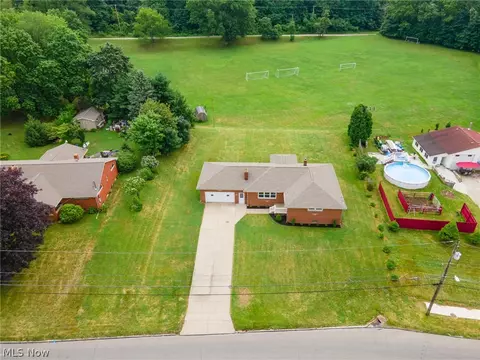 195 N Bridge St, Struthers, OH 44471 photo 35