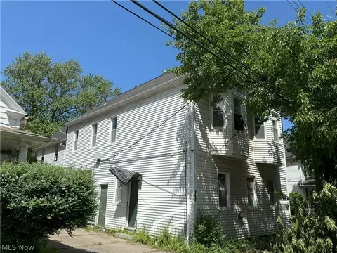 3694 E 57th St, Cleveland, OH 44105