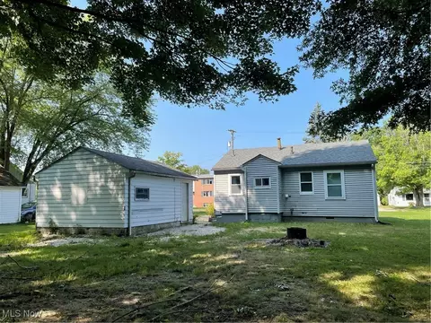 Exterior - 1700 Ohio Ave, Ashtabula, OH 44004 photo 1 of 3