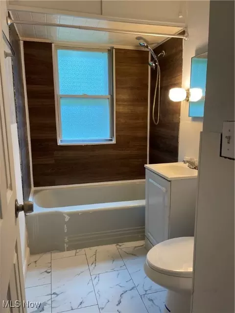 Bath - 1700 Ohio Ave, Ashtabula, OH 44004 photo 2 of 2
