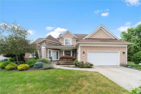37227 Wexford Dr, Solon, OH 44139