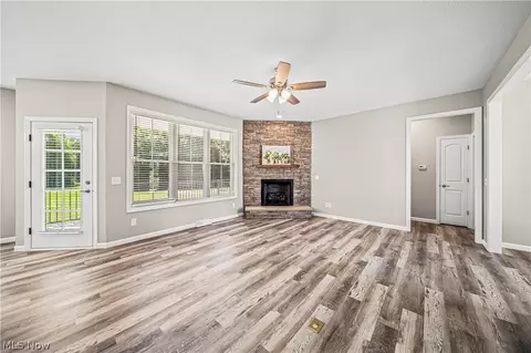 973 Lake Rd, Conneaut, OH 44030 photo 6