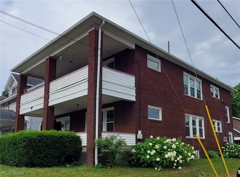 803 Wright Ave, Alliance, OH 44601 photo 2