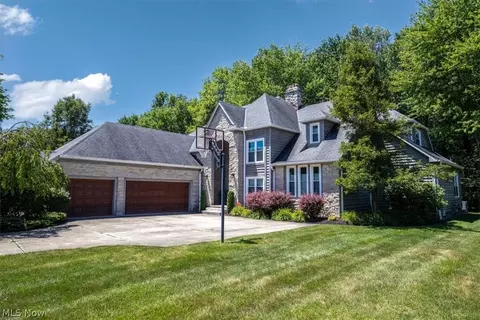 3370 Arbor Way, Westlake, OH 44145