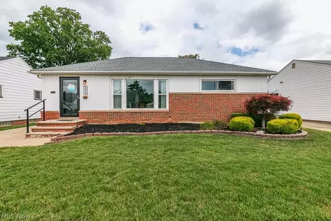 30305 Oakdale Rd, Willowick, OH 44095