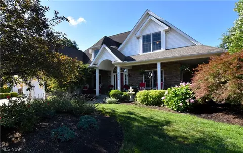 2132 Kirtland Pl, Hudson, OH 44236